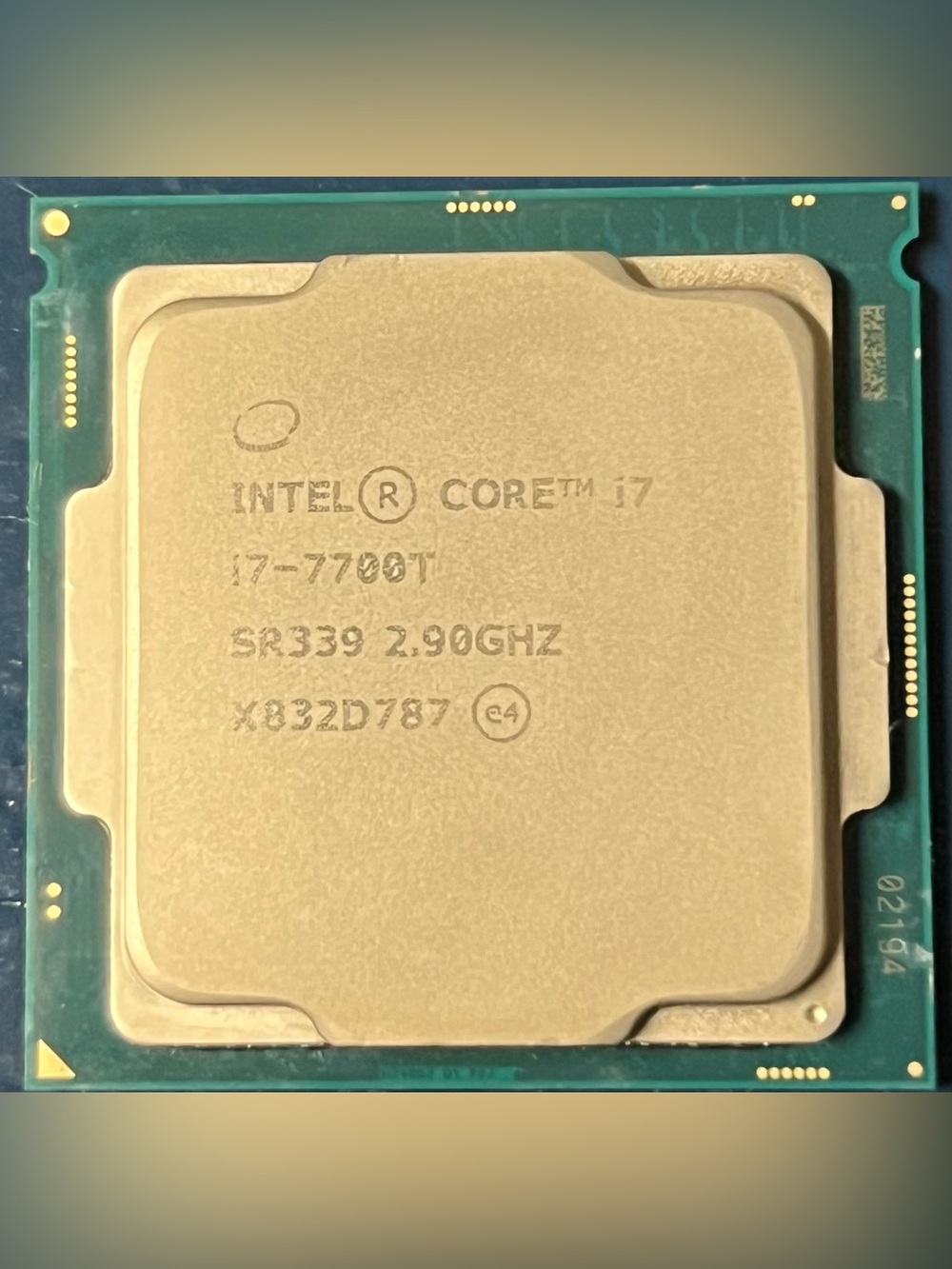 Intel Core i7-7700T 2.90GHz Quad-Core 8MB Cache LGA1151 Desktop CPU & Heatsink
